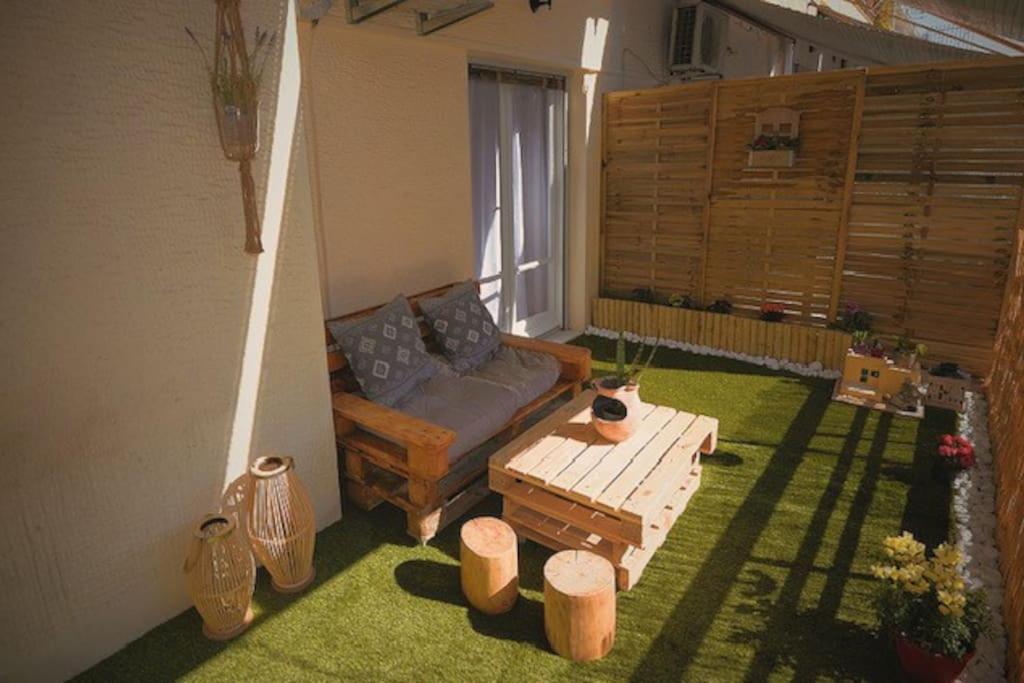 Cozy Apartment In The Heart Of Athens! Exterior foto